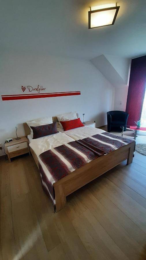 Ferienwohnung für 2 Personen, mit Ausblick und Garten in Leiwen - 4