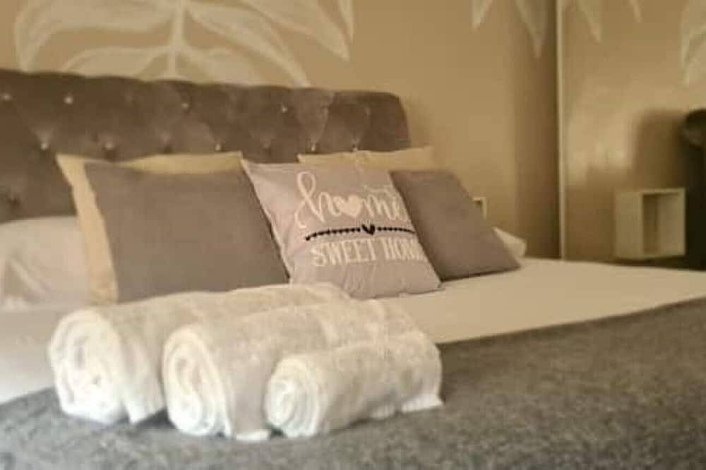 Entire apartment, Open space apartment - Kisses From Livorno - No Pet Allowed in Livorno, Etruscan Coast