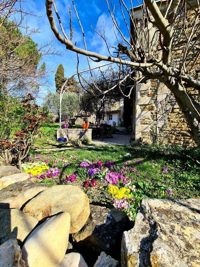 Location de vacances pour 3 personnes, avec piscine ainsi que jardin et vue, animaux acceptés à Soyans - 4