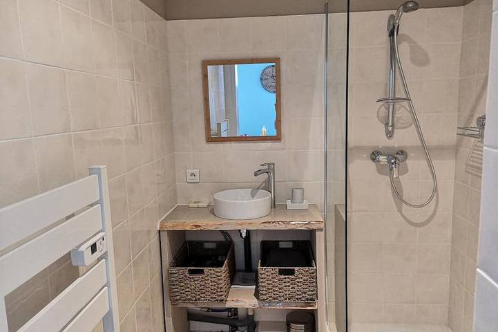 Logement Lavande aux Pieds des Tours in Châteaurenard, Region de Arles
