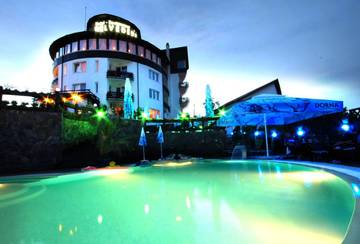 Hôtel pour 2 personnes, avec jardin et terrasse ainsi que piscine et sauna à Brașov