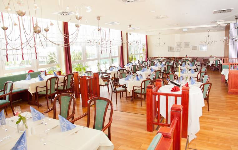 Wagners Sporthotel Oberhof - Doppelzimmer mit Du/Wc in Oberhof, Rennsteig