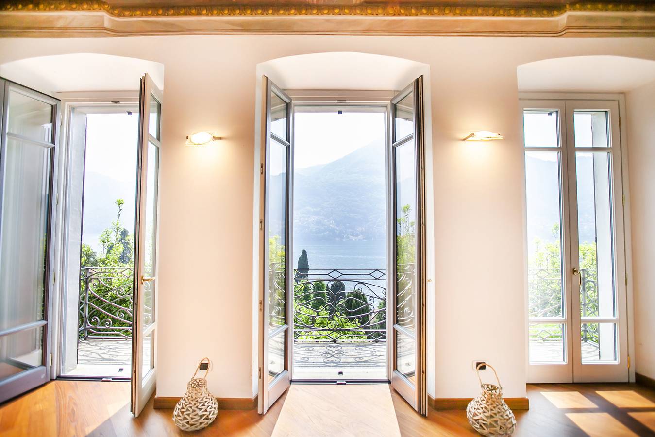 Ganze Wohnung, Appartamento in Villa Fioravante in Lido di Moltrasio, Moltrasio