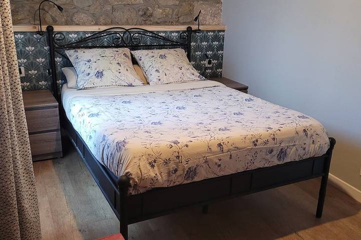 Gîte pour 6 personnes, avec jardin à Lanvallay - 2