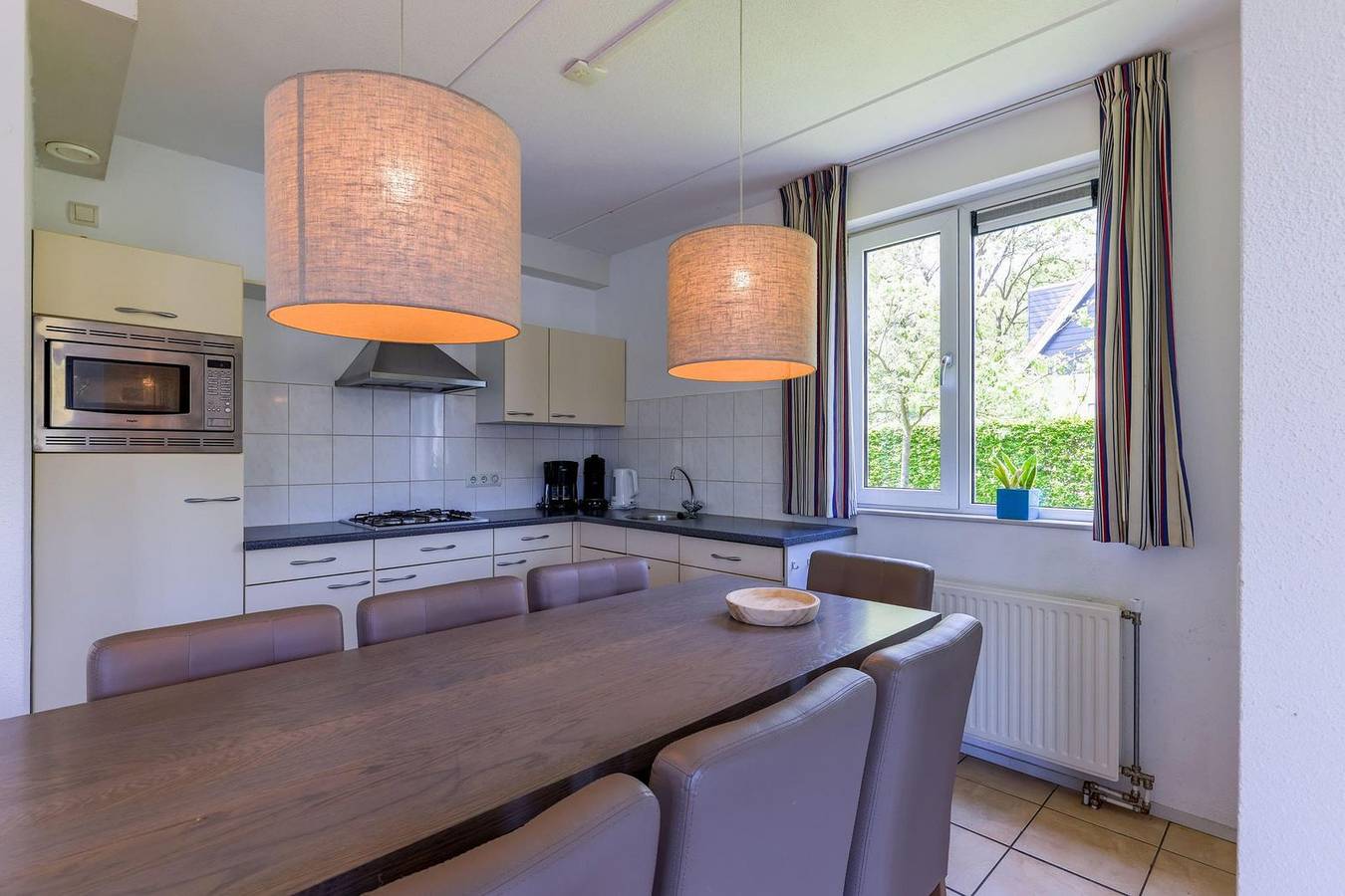 Schönes 8-Personen-Ferienhaus mit Sauna in Westerbork in Drenthe
