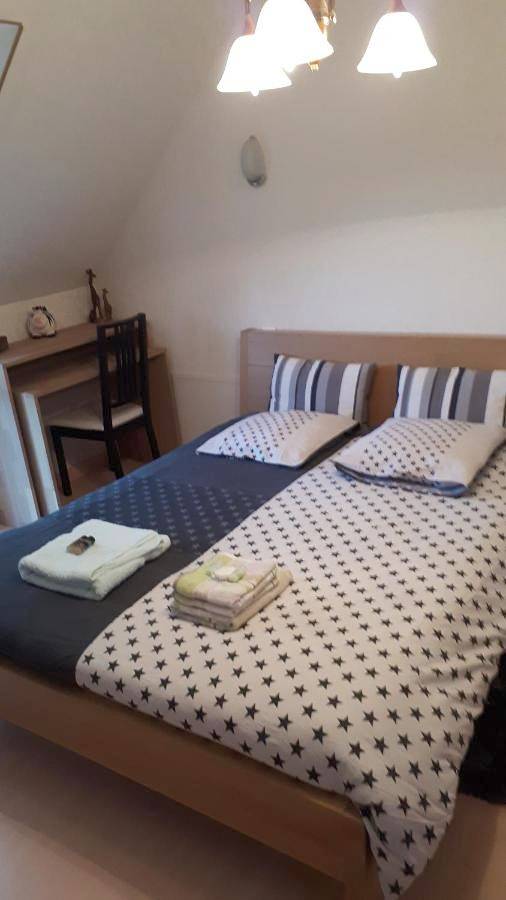 Location de vacances pour 2 personnes, avec jardin et vue à Carhaix-Plouguer - 3