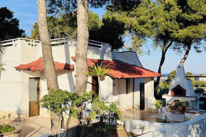 Chalet para 5 personas, con jardín y balcón, Se admiten mascotas en Taranto