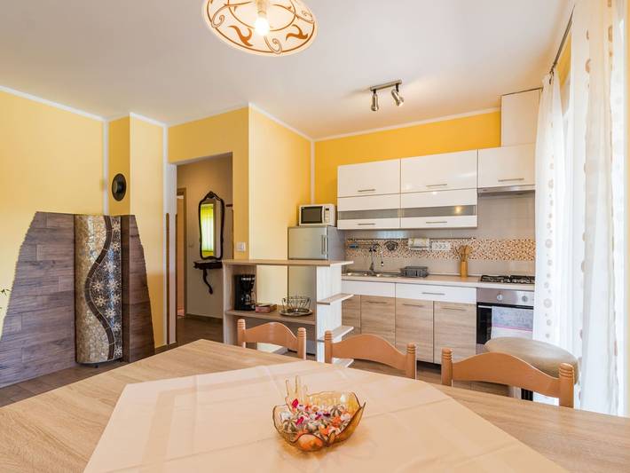 Bungalow für 6 Personen, mit Pool und Garten sowie Terrasse, mit Haustier in Pula - 4