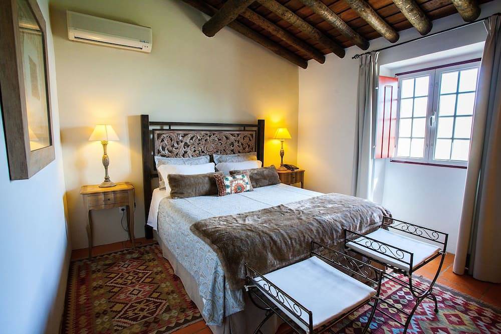 Luxury Alentejo Estate & Country House in Redondo, Évora District