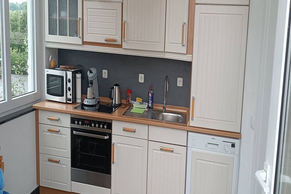 Ganze Wohnung, Appartement mit Balkon in Hilchenbach, Kreis Siegen-Wittgenstein