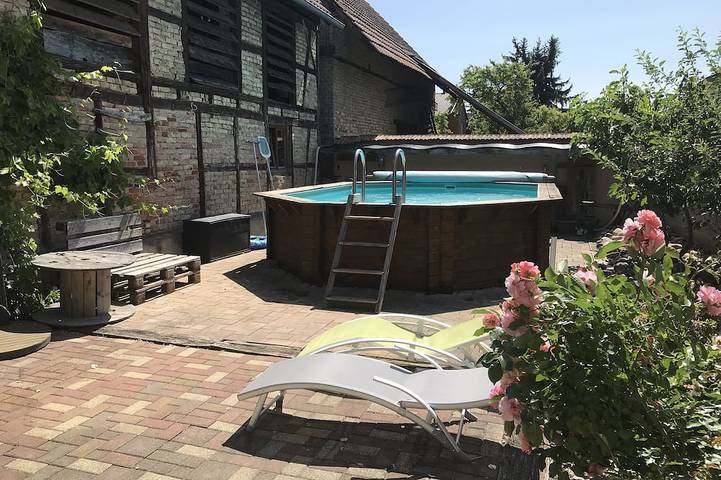 Location de vacances pour 6 personnes, avec piscine et jardin à Ohnenheim