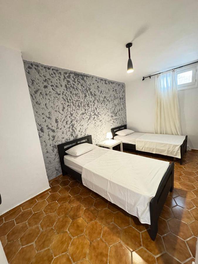 Gîte pour 8 personnes, avec jardin à M'diq - 4