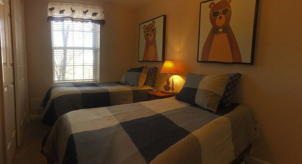 The Masthope View House--Chalet Overlooking Delaware River with Fab Game Room! in Masthope, Pike County