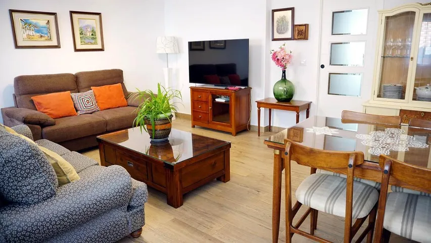 Apartamento de vacaciones para 7 personas, con balcón y vistas - 1