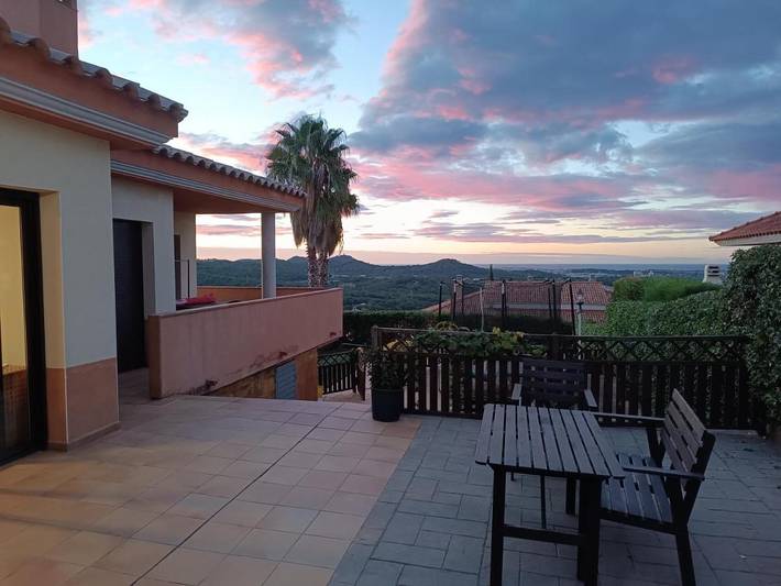 Casa rural para 9 personas, con Balcón y Terraza además de Jardín y Piscina en Tordera - 4