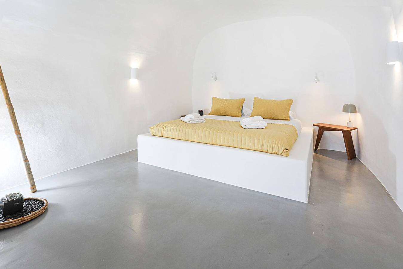Ganze Wohnung, Evas Suite With Outdoor Hot Tub And Sea View in Firostefani, Thera