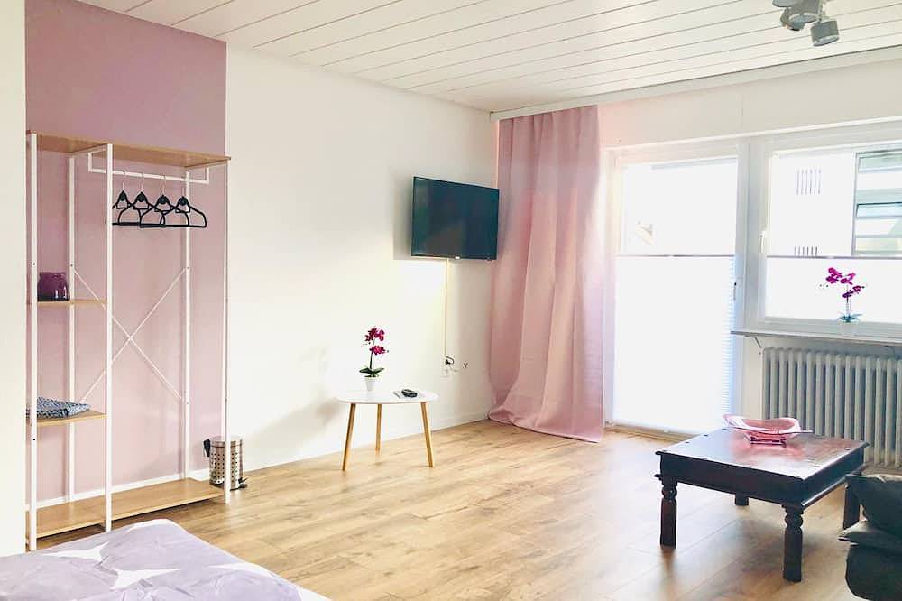 Ganze Wohnung, Familien-/ Komfortzimmer mit Gemeinschaftsbad in Lauchringen, Südschwarzwald