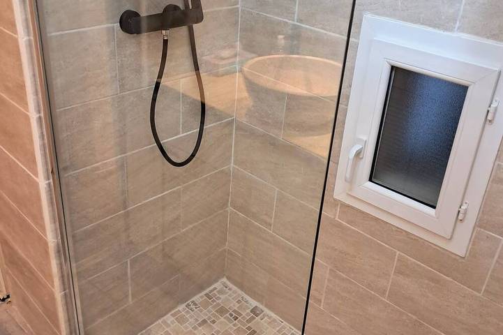 Gîte pour 2 personnes, avec jardin et balcon à Les Adrets-de-l'Estérel - 2