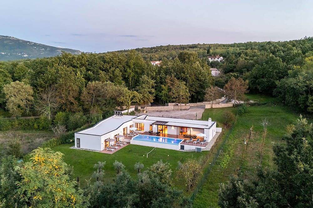 Casa vacanza a Chersano a partire da 620€ a notte