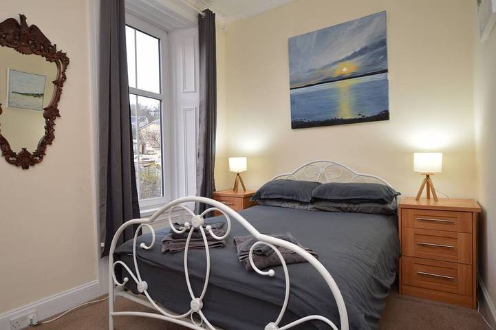 Ganze Wohnung, Secret Coast Getaway -  Seaview apartment that sleeps 6 guests  in 3 bedrooms in Tighnabruaich, Argyll & Bute
