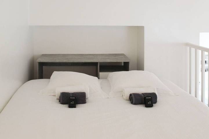 Entire apartment, Bright apartment with mezzanine in Asnières in Bois-Colombes, Hauts-de-Seine