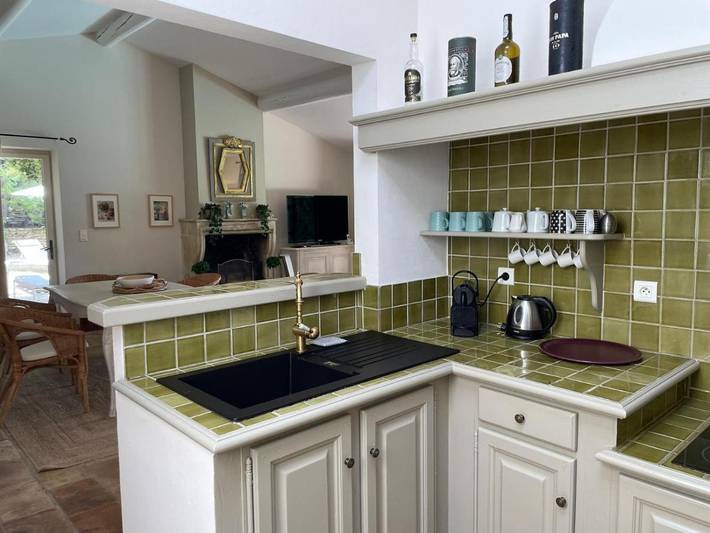Chambre d’hôte pour 2 personnes, avec jardin ainsi que vue et piscine dans Village de Gordes - 4