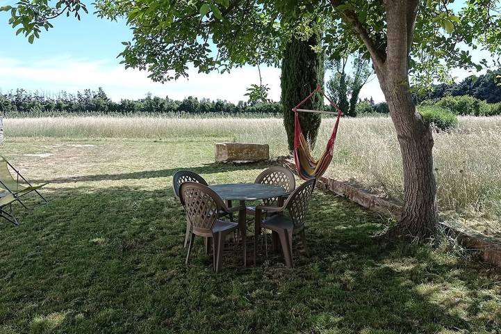 Cottage auf dem Land 10 Minuten von Isle sur la Sorgue in Cavaillon, Regionaler Naturpark Luberon