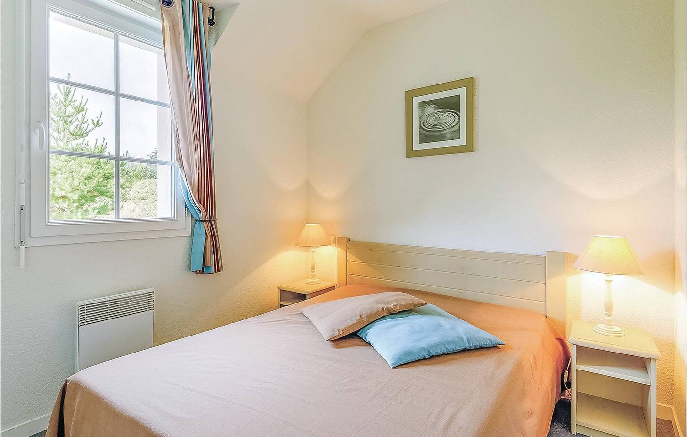 Gemütliche Wohnung mit WiFi, Parkplatz, TV, Doppelbett & Pool - 2km zum Plage du Portzic in Morgat, Crozon