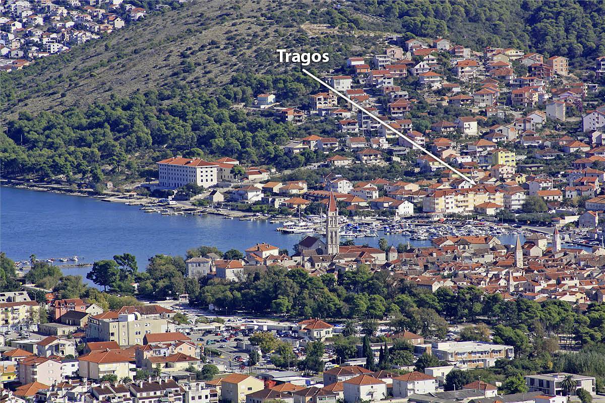 Entire apartment, Tragos in Trogir - Appartement für 2 Personen Ap1 in Trogir, Ciovo