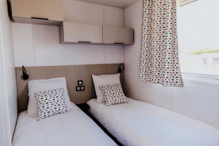 Camping pour 4 personnes dans Côte de Granit Rose - 4