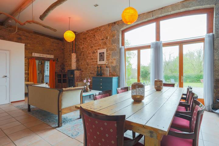 Maison de vacances 'Gite La Grange 6 Personnes' avec piscine partagée, terrasse privée et Wi-Fi in Prat, Région de Lannion