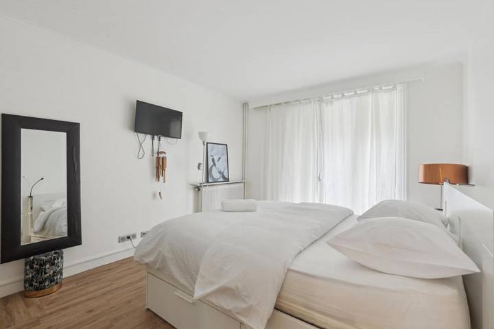 Gîte pour 8 personnes, avec jardin et vue à Le Chesnay - 4