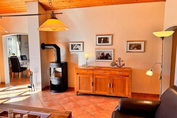 Ferienhaus für 6 Personen, mit Terrasse und Sauna, kinderfreundlich in Burhave - 3