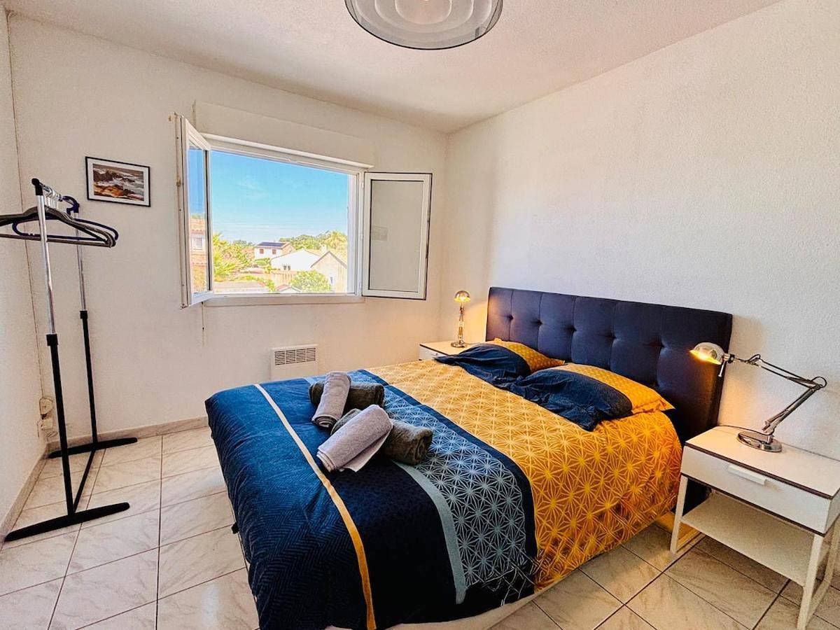 Le Palmier et l'Olivier, Private pool, 8 people in Montady, Côte méditerranéenne (France)