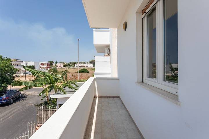 Location de vacances pour 5 personnes, avec jardin, animaux acceptés à Lido Marini - 4