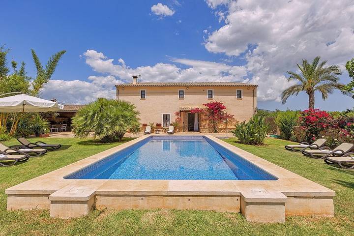 Casa de vacaciones para 9 personas, con Jardín en Búger