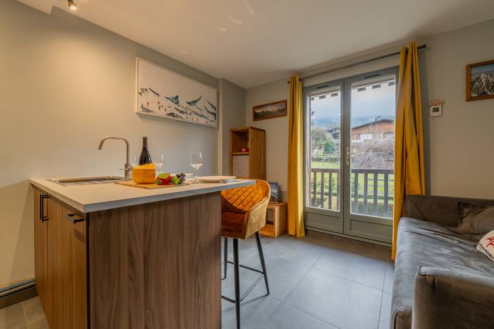 Chalet voor 3 personen, met Balkon en Kinderzwembad in Les Houches