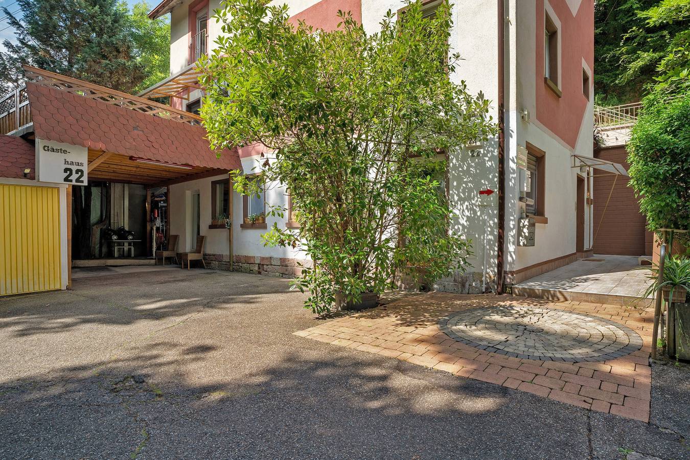 Estúdio inteiro, Apartment '2' with Shared Terrace and Wi-Fi in Baden-Baden, Floresta Negra do Norte