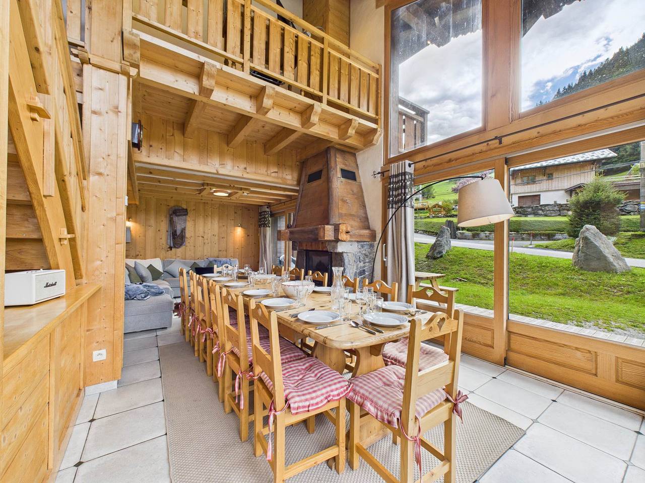 Luxus-Chalet in Morzine für 21 Pers., Spa, Sauna, Wifi in Morzine, Les Portes du Soleil