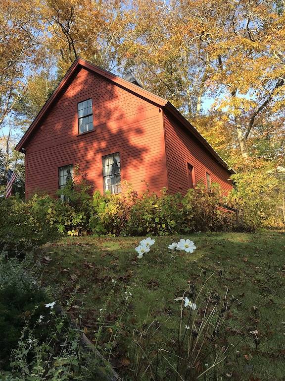 Vacation rental for 3 people, with terrace in Belfast (Maine)