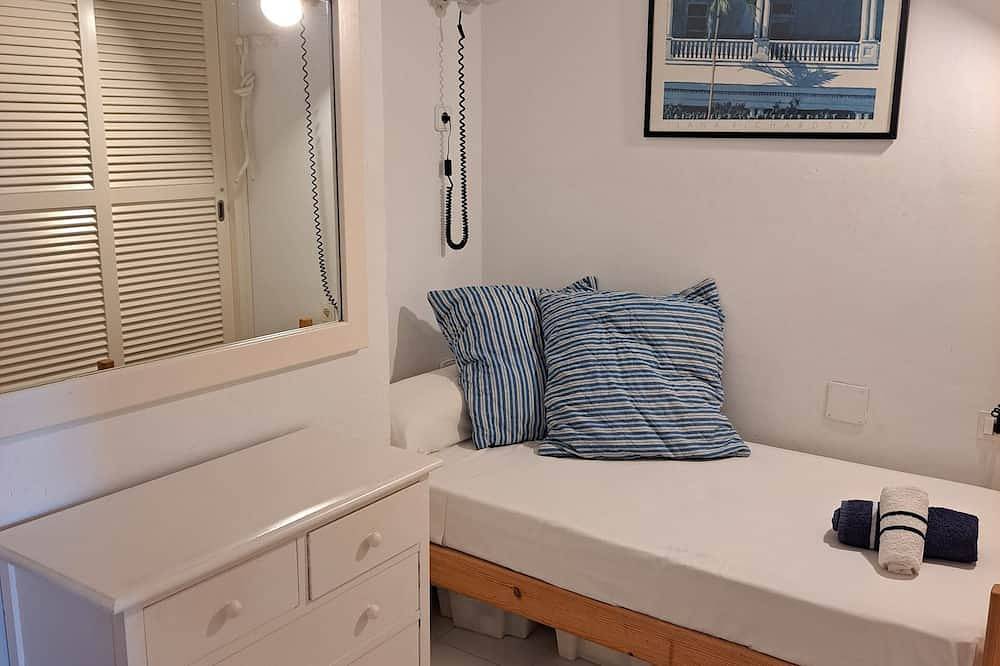 Entire apartment, Nice apartment located in the port of La Savina. in La Savina, Formentera