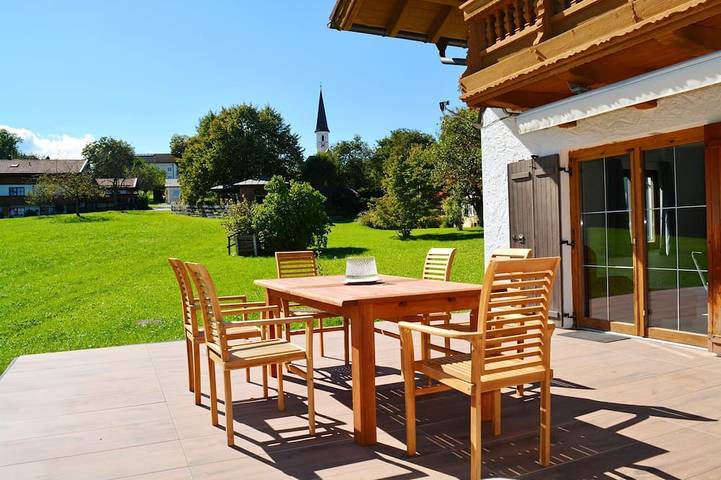 Ferienhaus für 6 Personen, mit Balkon und Sauna sowie Whirlpool