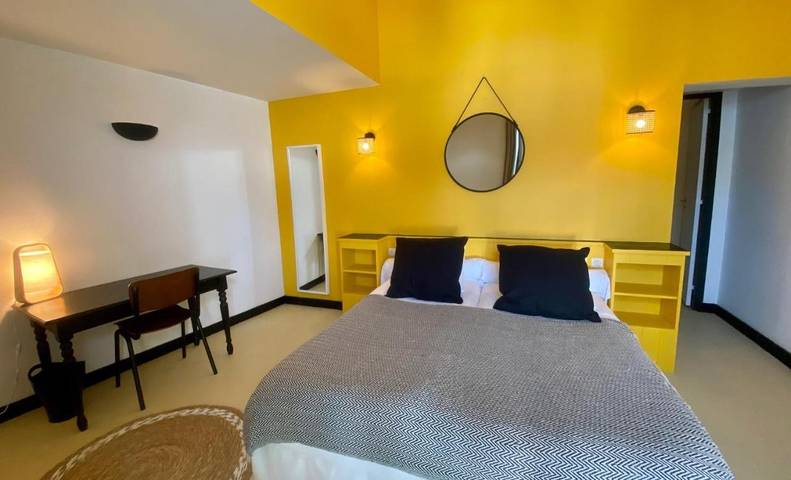 Hôtel pour 4 personnes, avec terrasse