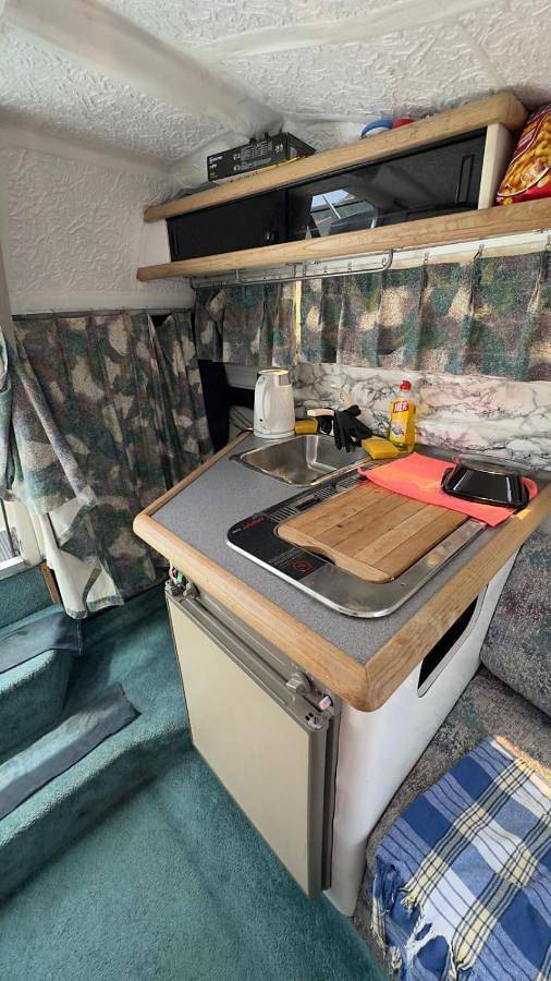 Boot für 3 Personen, mit Terrasse und Garten sowie Sauna und Ausblick in Montenegro - 4