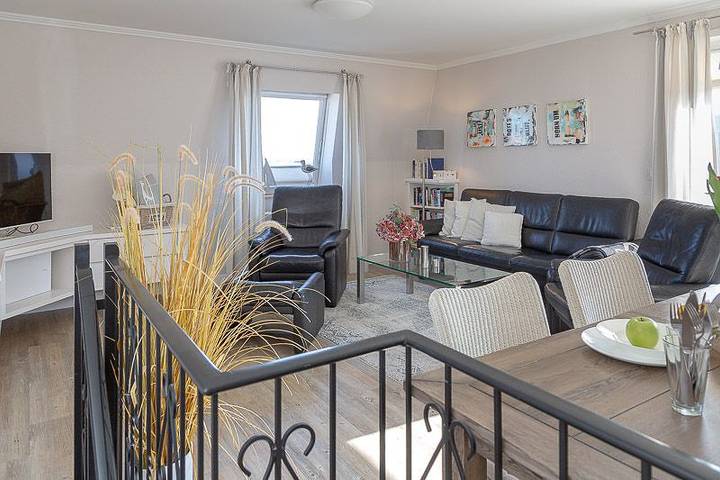 Ganze Wohnung, Big Wave Maisonettewhg. zentral, 2 Sz, Schwimmbad, Dachterrasse, Stellplatz. in Westerland, Sylt (Gemeinde)