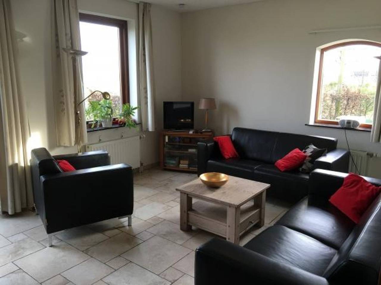 18-person group accommodation in Kattendijke surrounded by nature in North Sea Netherlands
