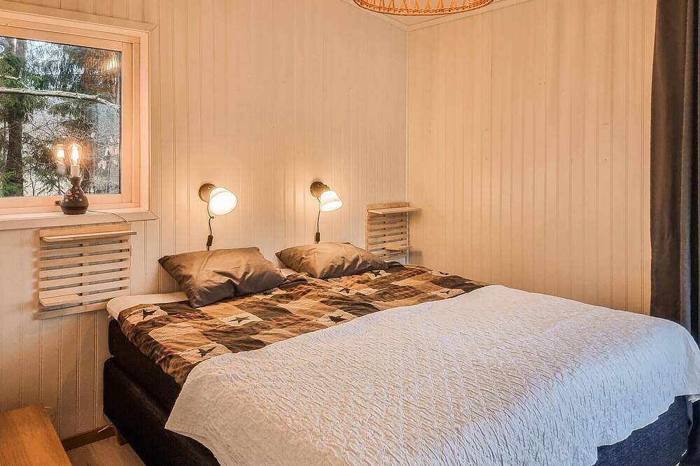 Beautiful home in Alingsås in Vargarda, Västergötland