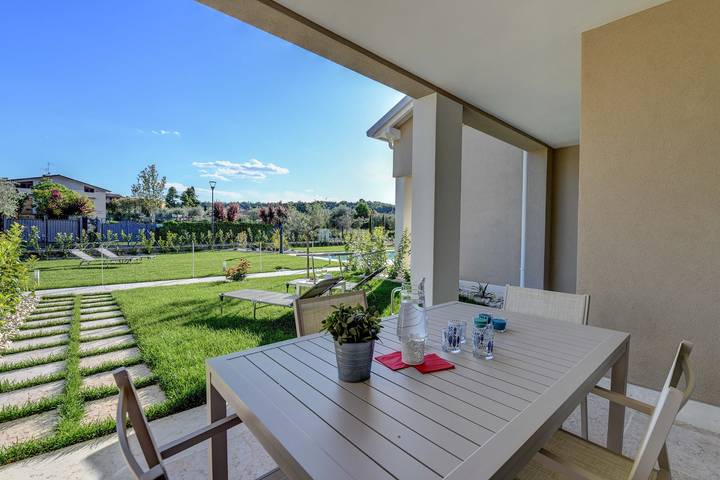 Ferienwohnung für 4 Personen, mit Garten in Manerba del Garda