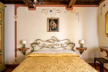 Agriturismo per 2 Persone in Molazzana, Parco Regionale delle Alpi Apuane, Foto 1