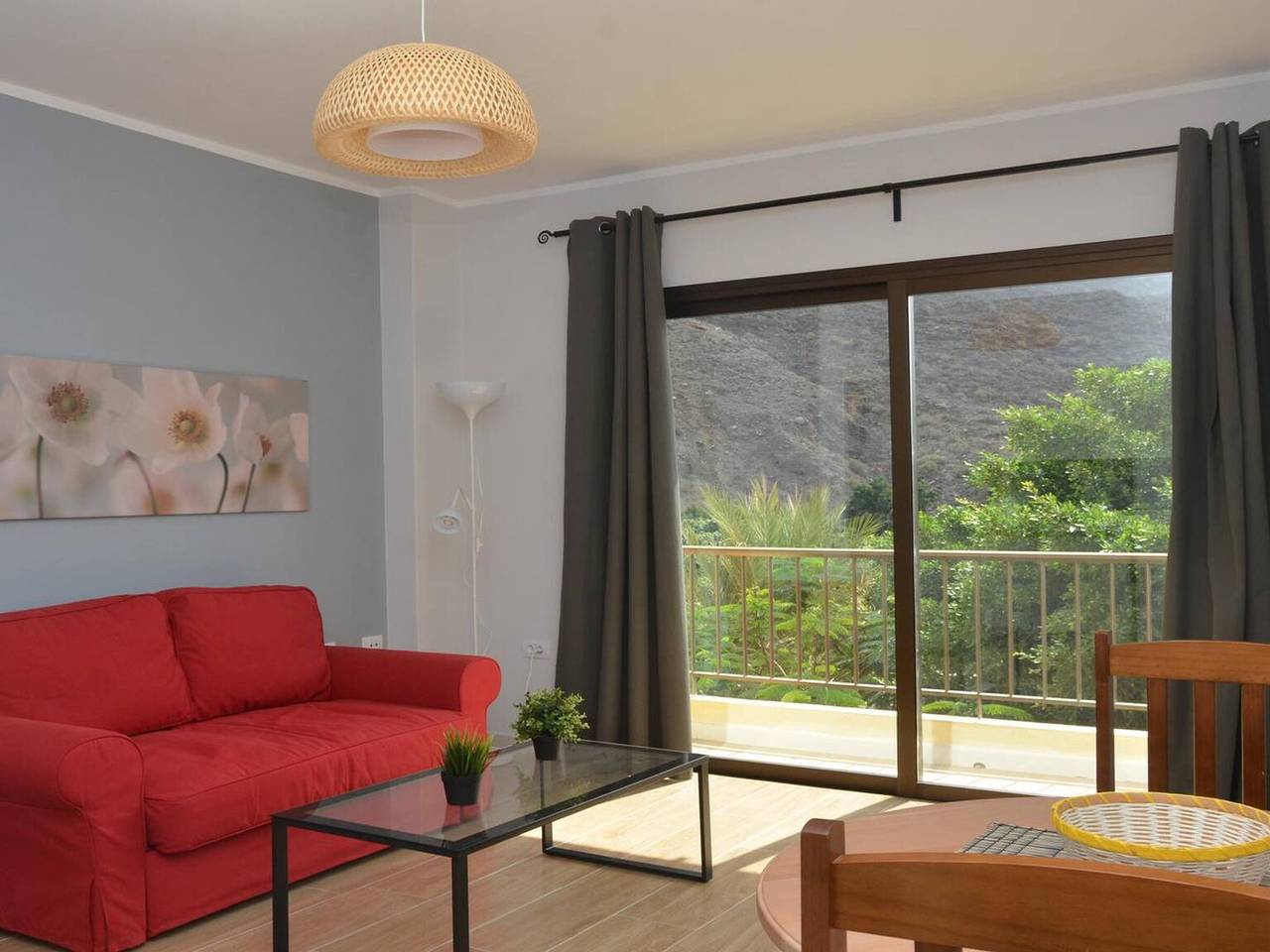 Entire apartment, Cozy 1-bedroom apartment with wifi in Valle Gran Rey in La Calera, Valle Gran Rey